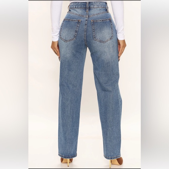 Fashion Nova High Rise Straight Leg Jeans Size 3 - Picture 3 of 4